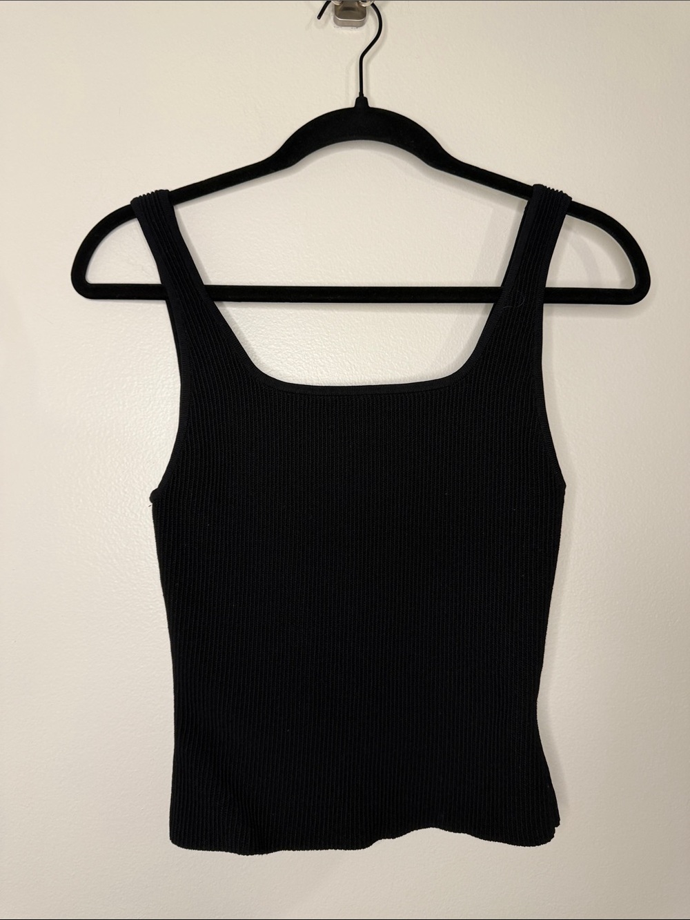 Artizia Babaton Sculpt Knit Squareneck Ribbed Tank Black Medium